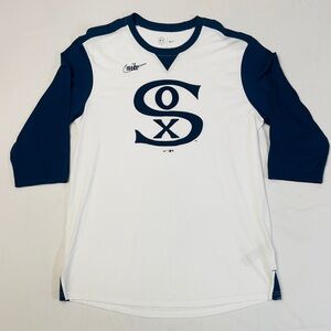 Nike Chicago Whitesox any day wear White and Navy Long Sleeve Tee